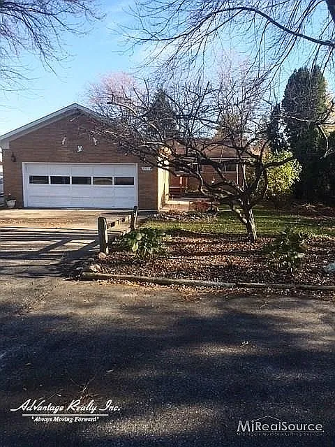 47852 Jefferson Ave photo 1