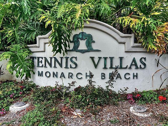 Monarch Beach Tennis Villas