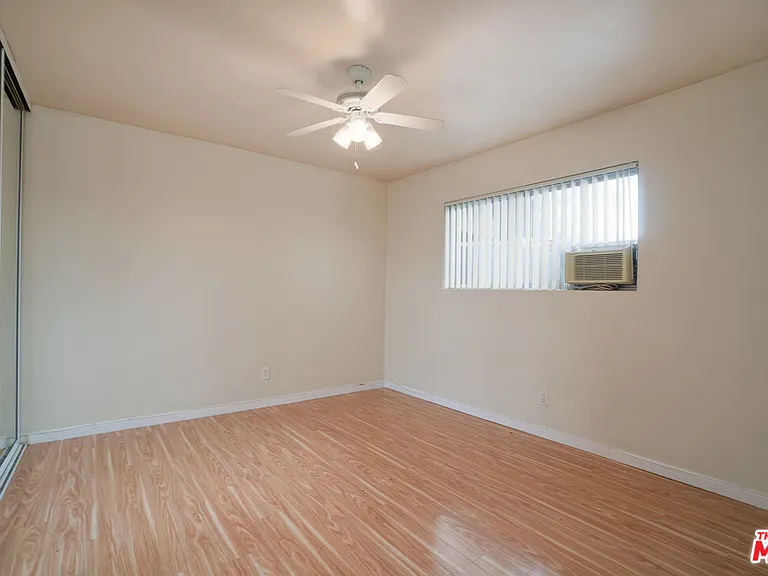 1943 Overland Ave #3 — Photo 10
