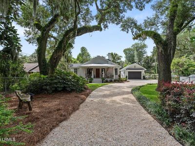 744 Ribaut Rd, Beaufort, SC, 29902
