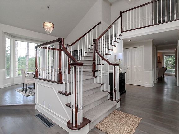 3rd image of 558 SW 333rd Ct