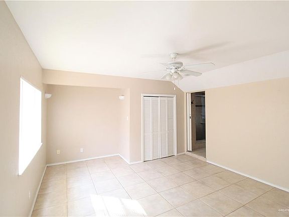 3rd image of 1210 W Jonquil Ave