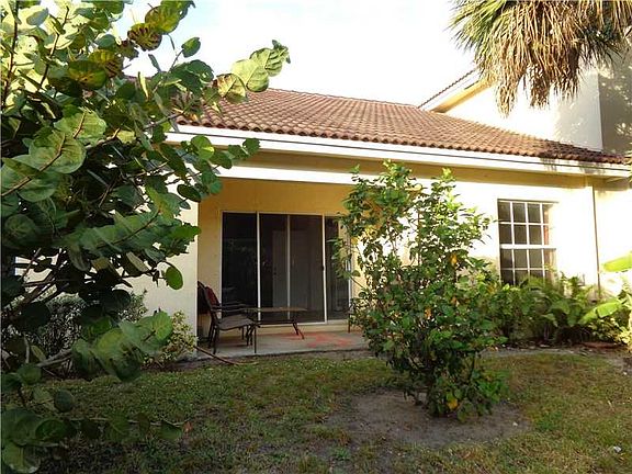 3rd image of 1277 NW 27th Ave