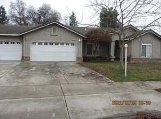1035 Shady St, Lemoore, CA 93245
