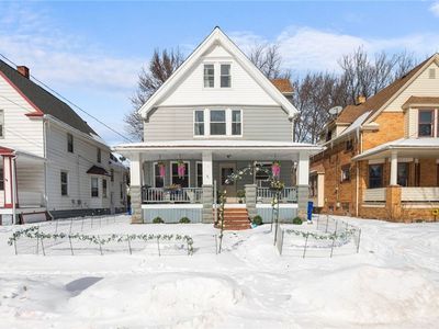4002 Carlyle Ave, Cleveland, OH, 44109