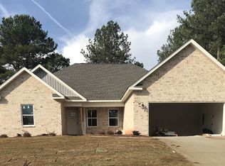 1041 Marion Oaks Dr, Macon, GA 31216