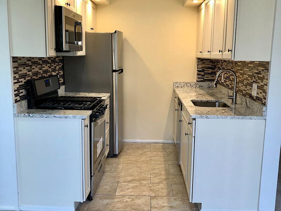 1st image of 4943 Americana Dr APT 103