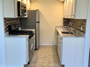 4943 Americana Dr APT 103, Annandale, VA 22003