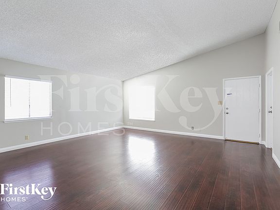 3rd image of 708 Purcell Dr