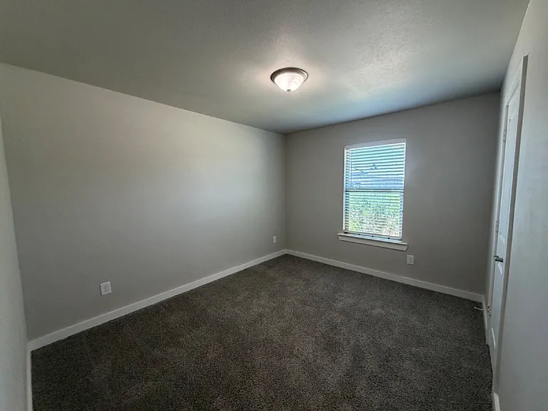 328 Ranger St — Photo 13