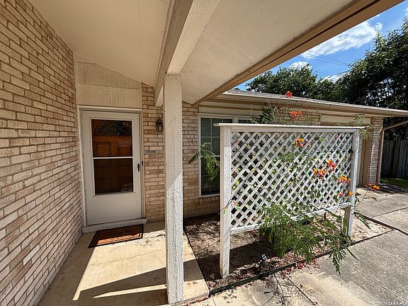 4th image of 7514 VALLEY OAK ST