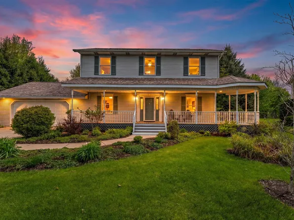 4989 N Remington Sq, La Porte, IN 46350