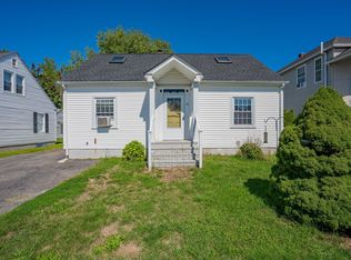 15 Vincent Ave, Biddeford, ME 04005