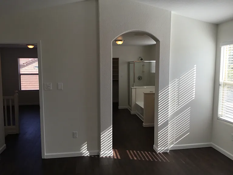1391 Peppoli Loop SE — Photo 10