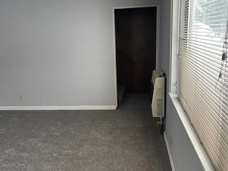 1345 Kellogg Ave — Photo 5