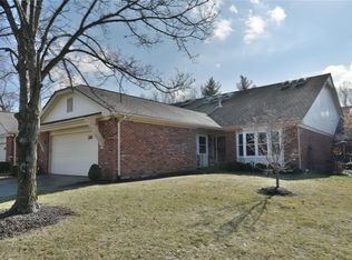 318 Morristown Ct, Chesterfield, MO