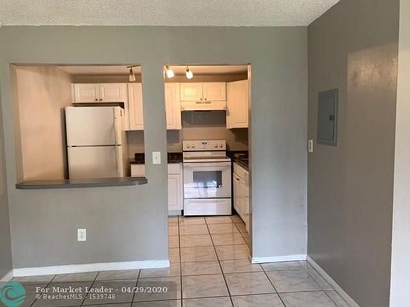 3rd image of 4102 NW 88th Ave APT 2