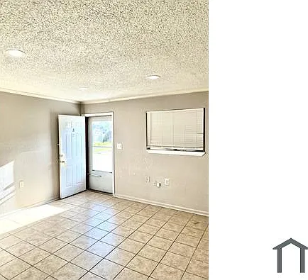 2811 Avenue M #5 — Photo 3