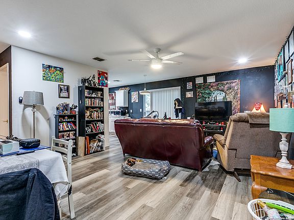 4th image of 6807 Cougar Clf