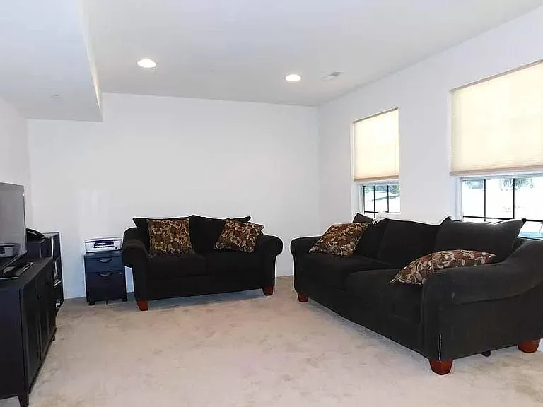 184 Saddlebrook Dr — Photo 18