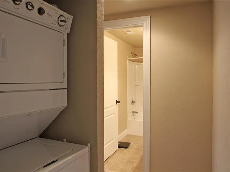 124 Grandview Ct #124 — Photo 9