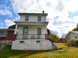 818 Lehigh St, Jim Thorpe, PA 18229