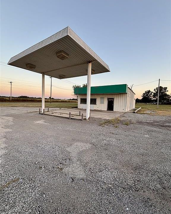 1st image of 8380 State Highway 39