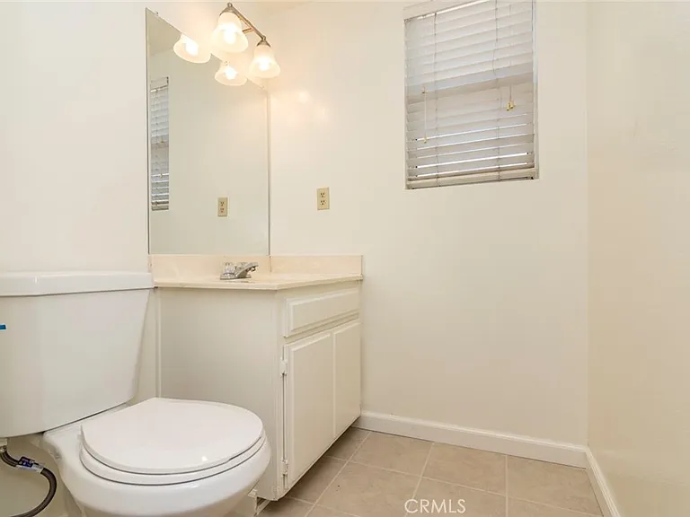 545 South St — Photo 11