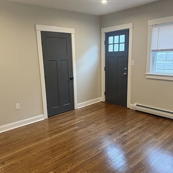 138 Allen St #1 — Photo 10