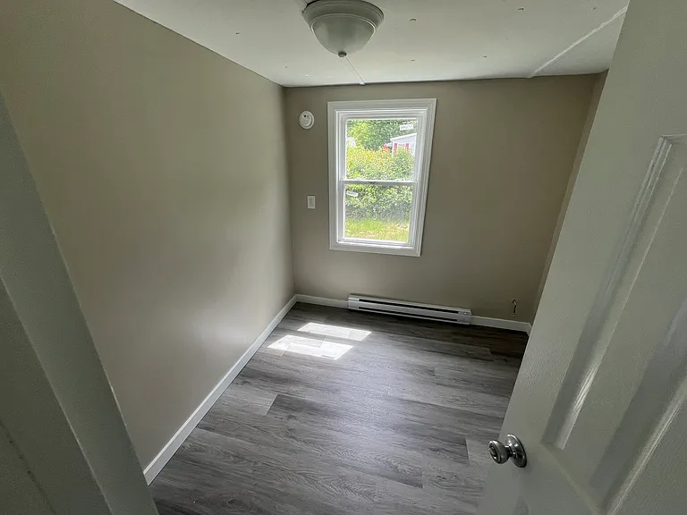 8 Brown Rd — Photo 9