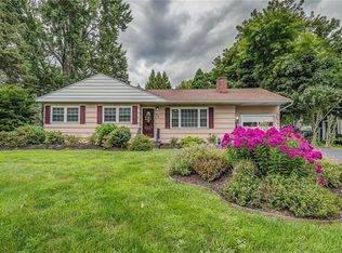 29 Bellewood Cir, North Syracuse, NY 13212