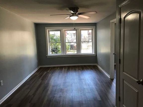 5th image of 2749 S Trumbull Ave #2