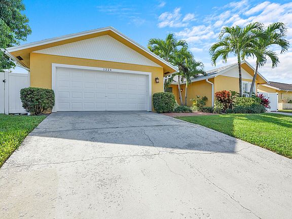 3rd image of 1224 NW 15TH Street