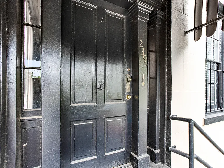 239 Abercorn St #2 — Photo 19