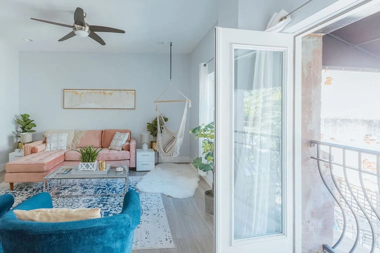 Studio, 1.0 bath, 893 sqft, $2,971 — Photo 2