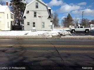 1st image of 98 S Washington St
