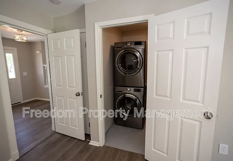 10116 Wimbledon Ct — Photo 29