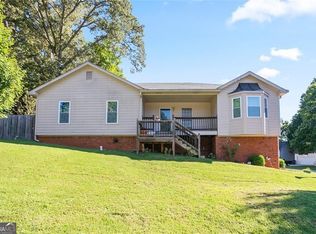 2720 Treehouse Ln, Lawrenceville, GA 30044