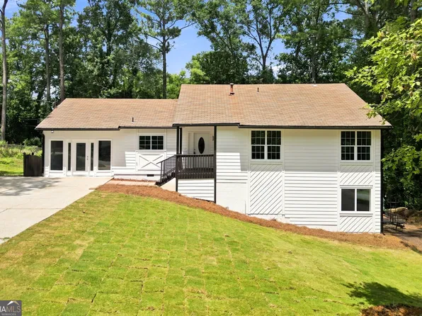 1445 Diplomat Dr, Riverdale, GA 30296