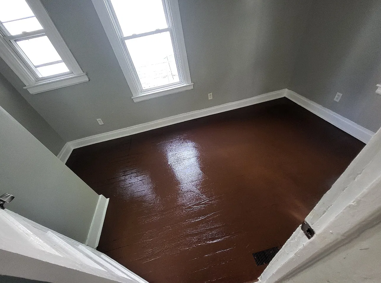 3 bed, $1,950 — Photo 2