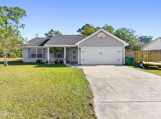 7717 Glenrock Dr, Gautier, MS 39553