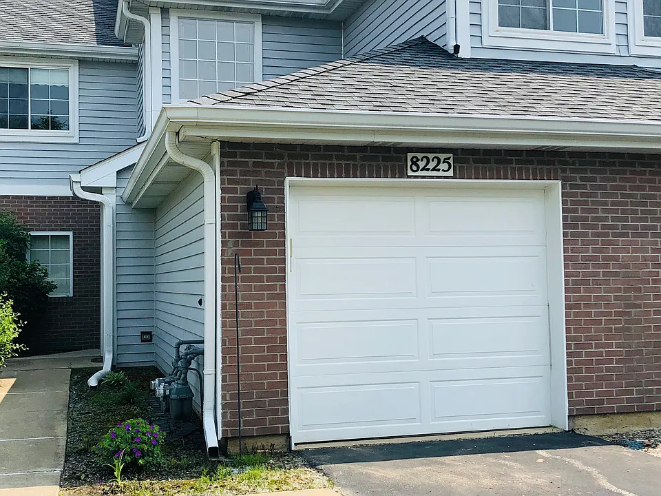 8225 Ripple Rdg