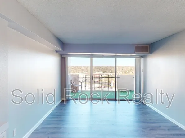 411 Lakewood Cir APT B1110, Colorado Springs, CO 80910