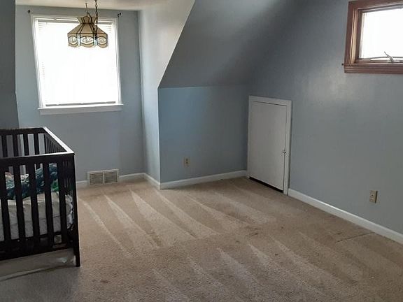 2nd image of 3086 Niagara Falls Blvd