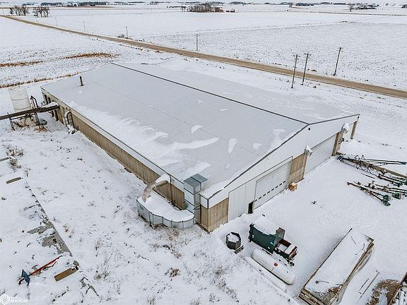 3rd image of 13395 Bell Ave