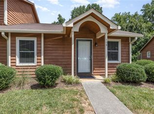 508 Rock Cliff Ct, Winston Salem, NC 27104