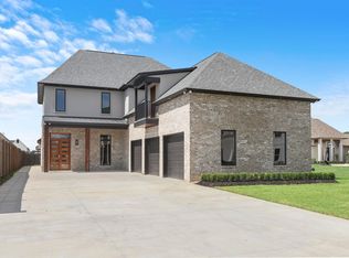 17331 Saw Grass Trail Ave, Prairieville, LA 70769