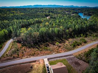 2033 Starlight Ln, Morganton, NC 28655