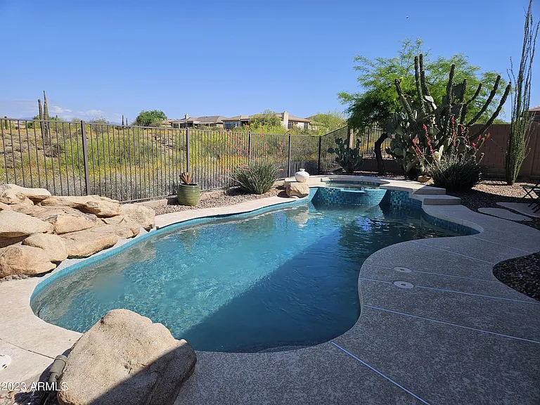 42128 N Anthem Springs Rd — Photo 9