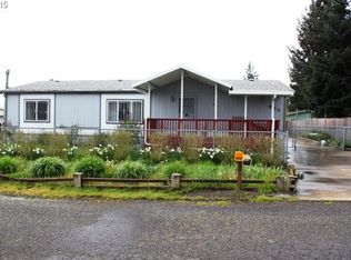 985 7th St, Lafayette, OR 97127